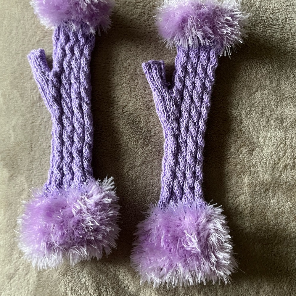 NWOT Handmade Women Knitted Gloves Fingerless& A Cable Knit design& Faux FurTrim